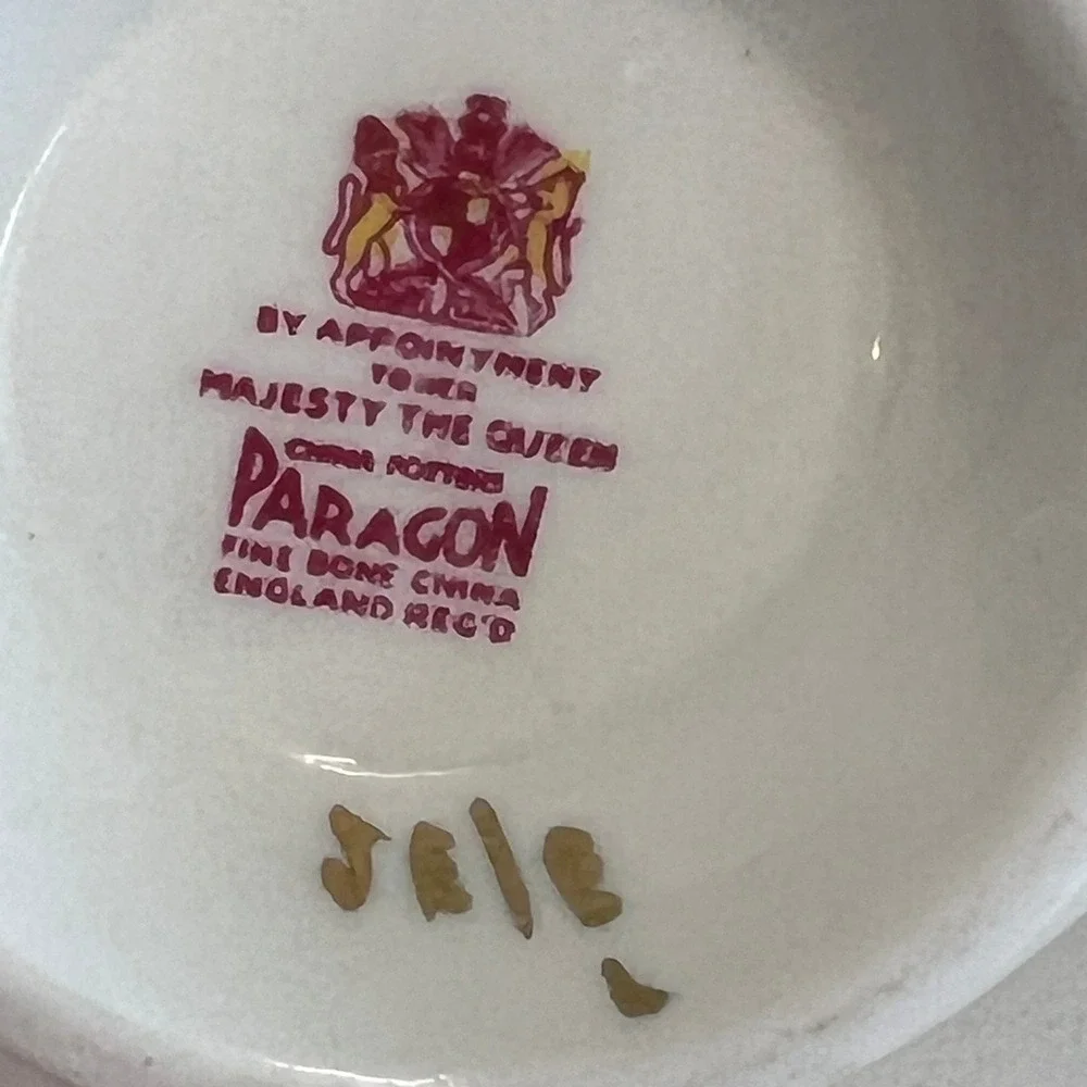 Vtg Paragon‎ Fine Bone China Teacup Saucer Set Maroon Gold Fruit England Tea Cup